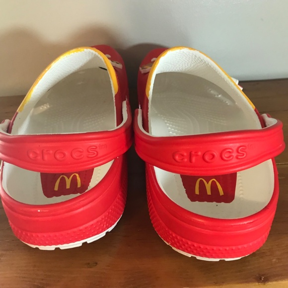 Crocs classic limited edition red Ronald McDonald’s clog - Picture 6 of 16